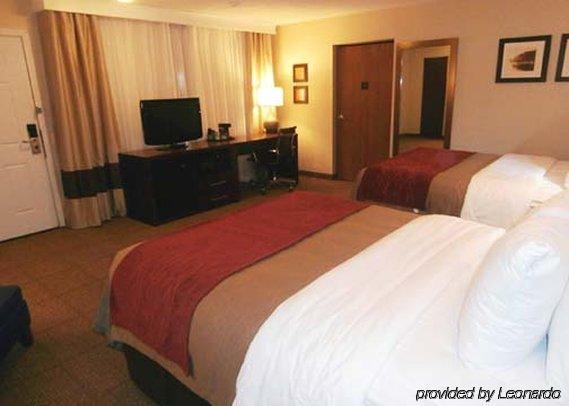 Quality Inn & Suites Boonville - Columbia Exterior foto